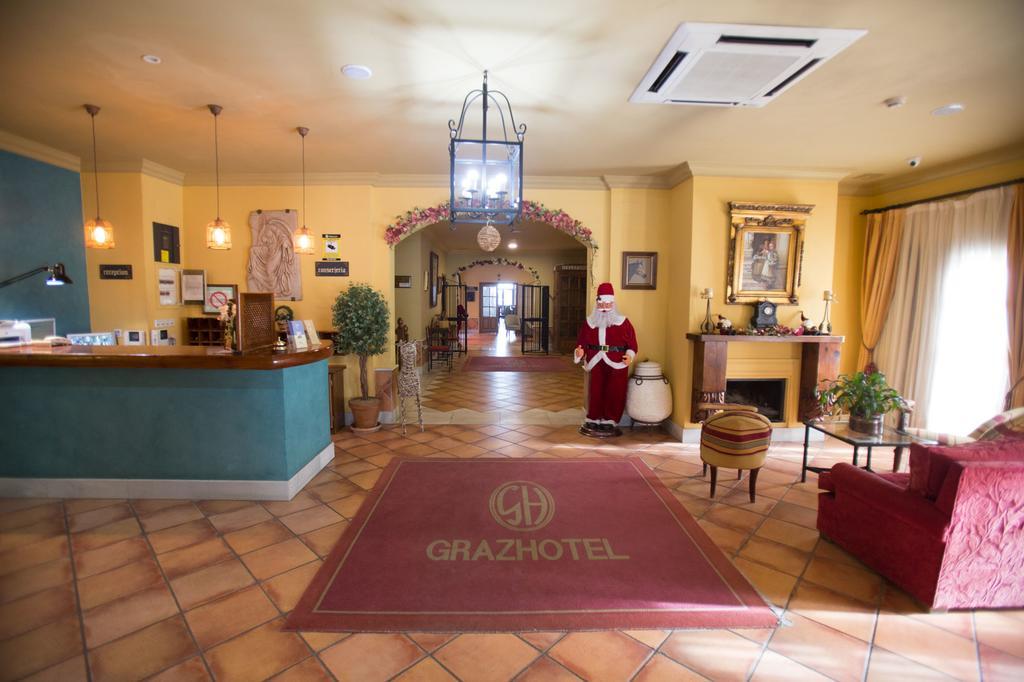Extensamente de ultramar finalizando HOTEL PUERTA DE LA VILLA GRAZALEMA 4* (España) - desde 813 MXN | BOOKED